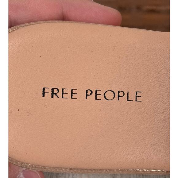 Free People Womens 7 Rose Gold Leather Harbor Platform Slip On Sandals - Picture 5 of 8